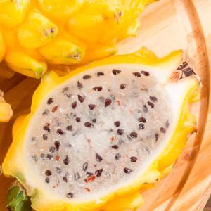 yellow dragon fruit - pitahaya amarilla grupo 4910